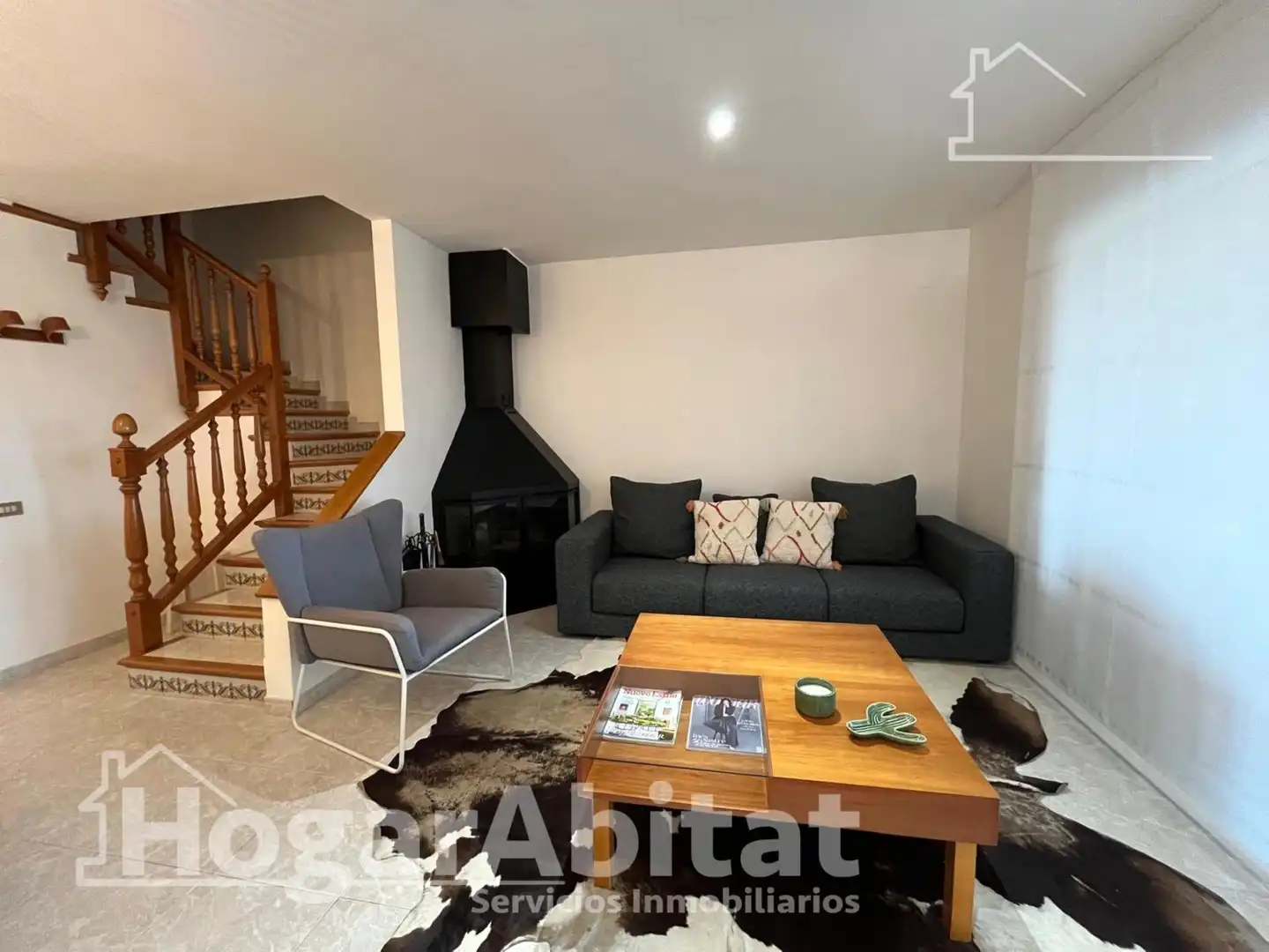 Sala de estar de Casa adosada en venta en Almazora / Almassora con Aire acondicionado, Calefacción y Terraza