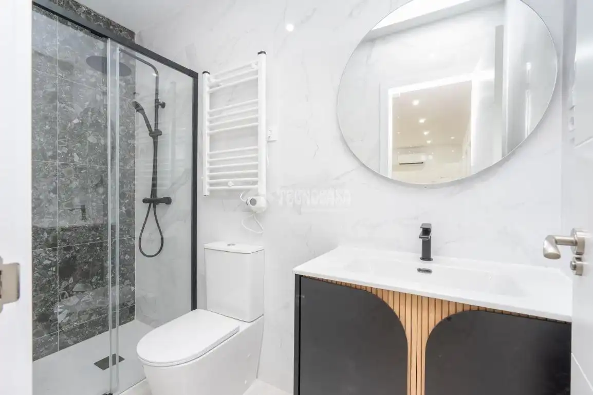 Baño de Casa adosada en venta en Colmenar Viejo con Aire acondicionado