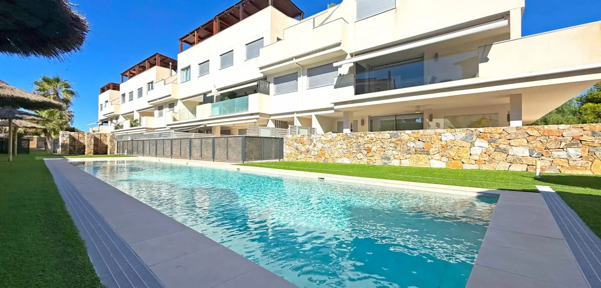 Piscina de Pis en venda en Cartagena amb Aire condicionat, Piscina i Moblat