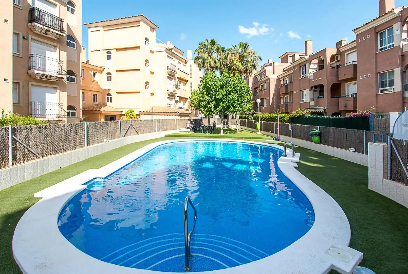 Piscina de Planta baixa en venda en Molina de Segura amb Aire condicionat, Calefacció i Jardí privat