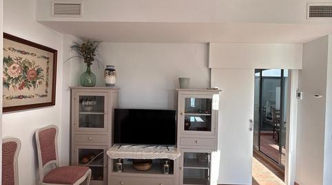 Foto 4 de Casa adosada de alquiler en Las Pajanosas, Guillena