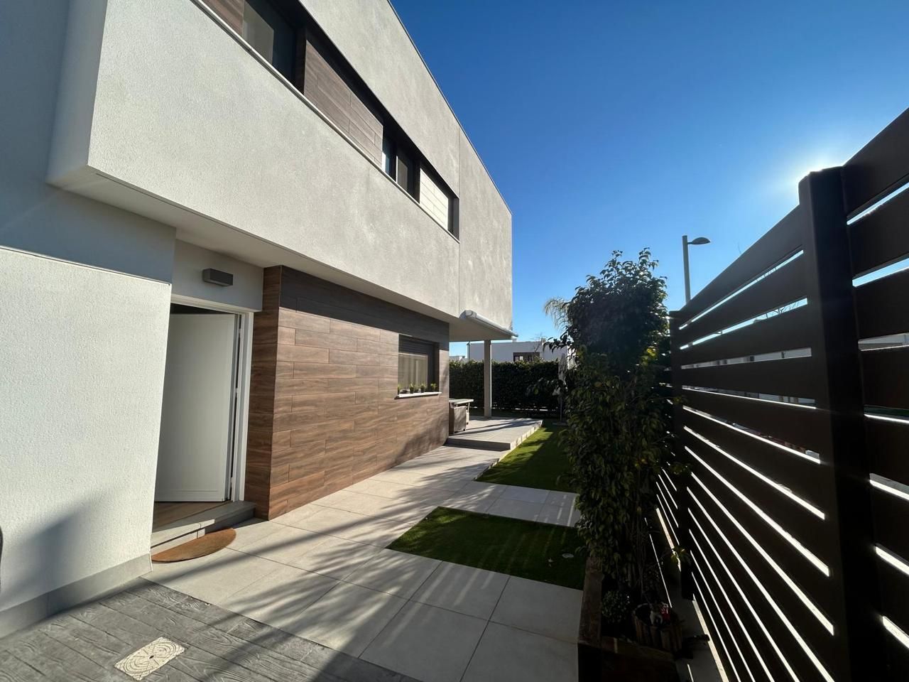 House or chalet for sale in Entrenúcleos