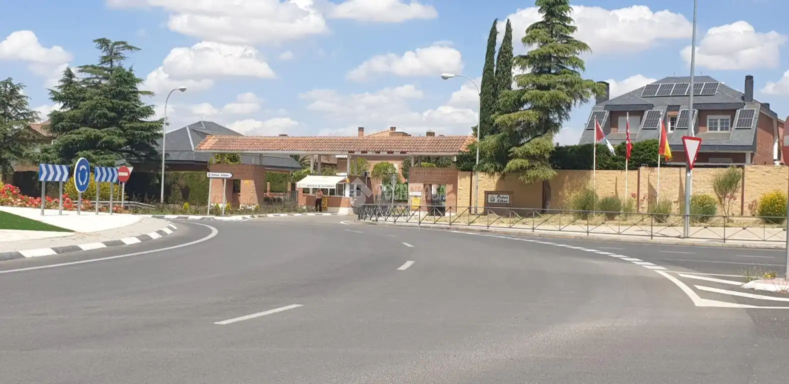 Vista exterior de Casa adosada en venta en Villalbilla