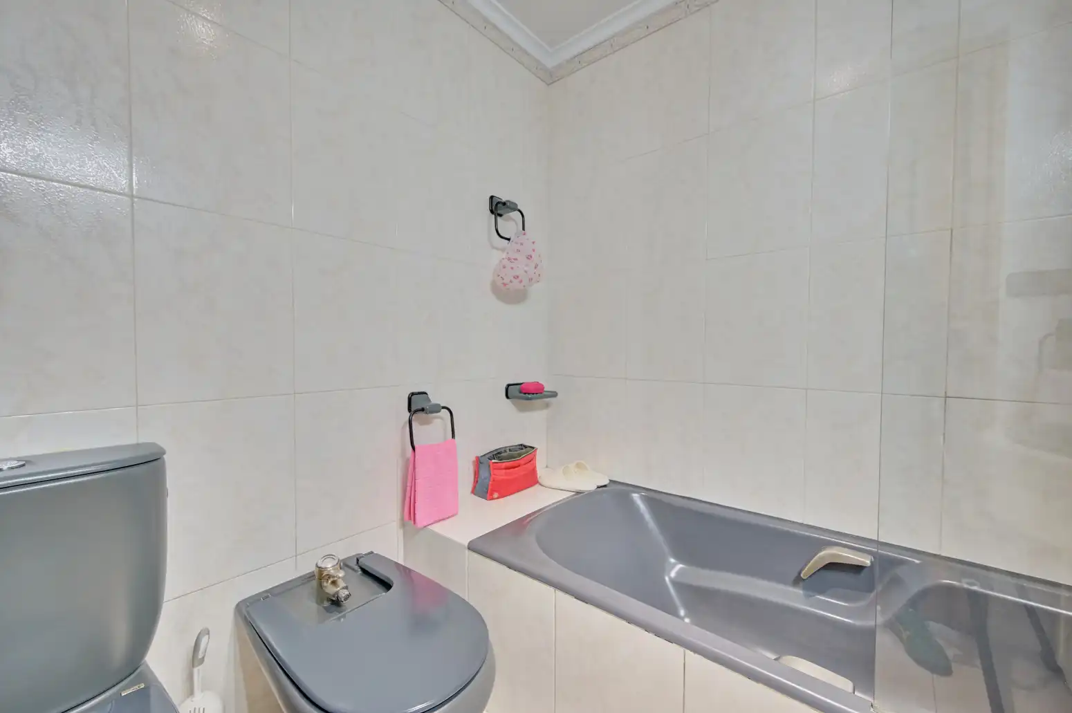 Bathroom of Flat for sale in Puente la Reina / Gares  with Heating, Parquet flooring and Terrace