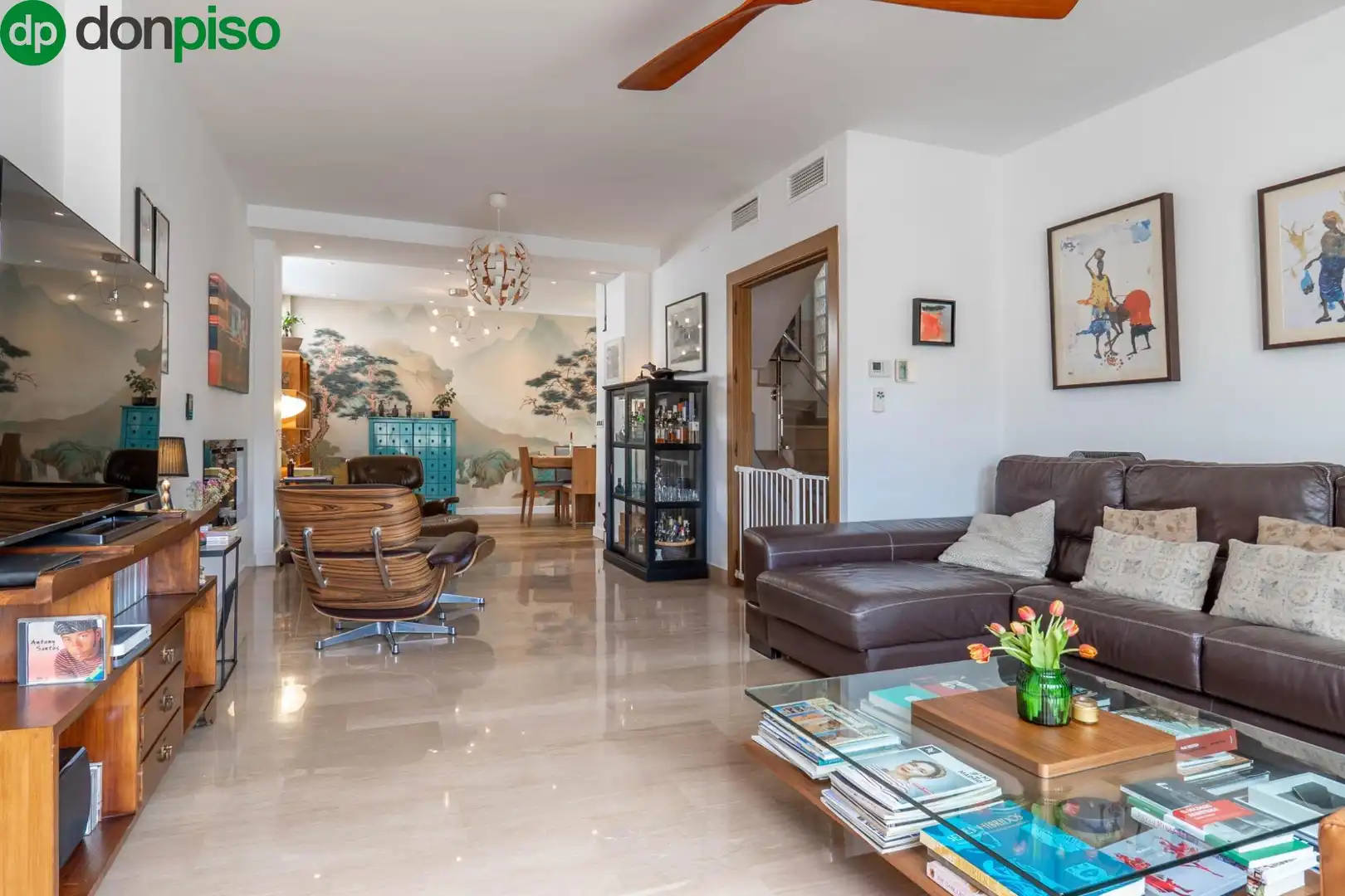 Wohnzimmer von Einfamilien-Reihenhaus zum Verkauf in Granada mit Klimaanlage und Terrasse
