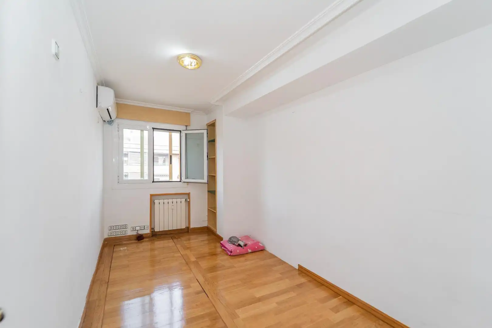 Bedroom of Flat for sale in Valdemoro  with Heating and Parquet flooring