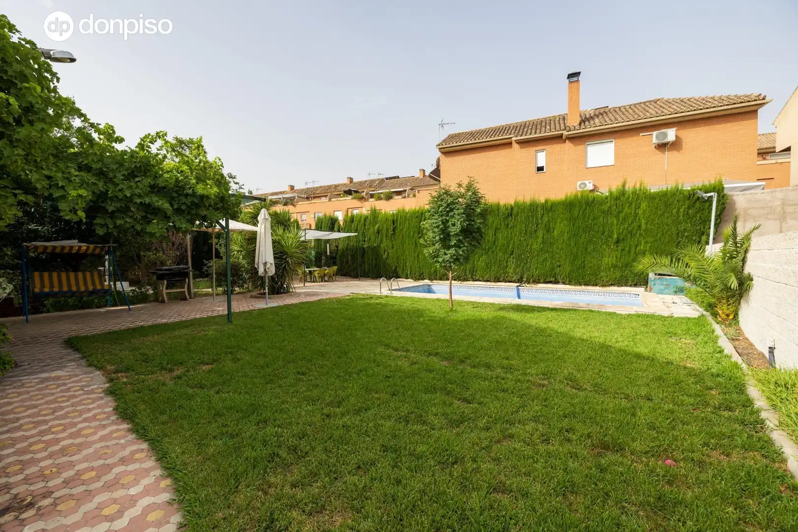 Jardín de Casa o chalet en venta en Armilla con Aire acondicionado, Calefacción y Jardín privado