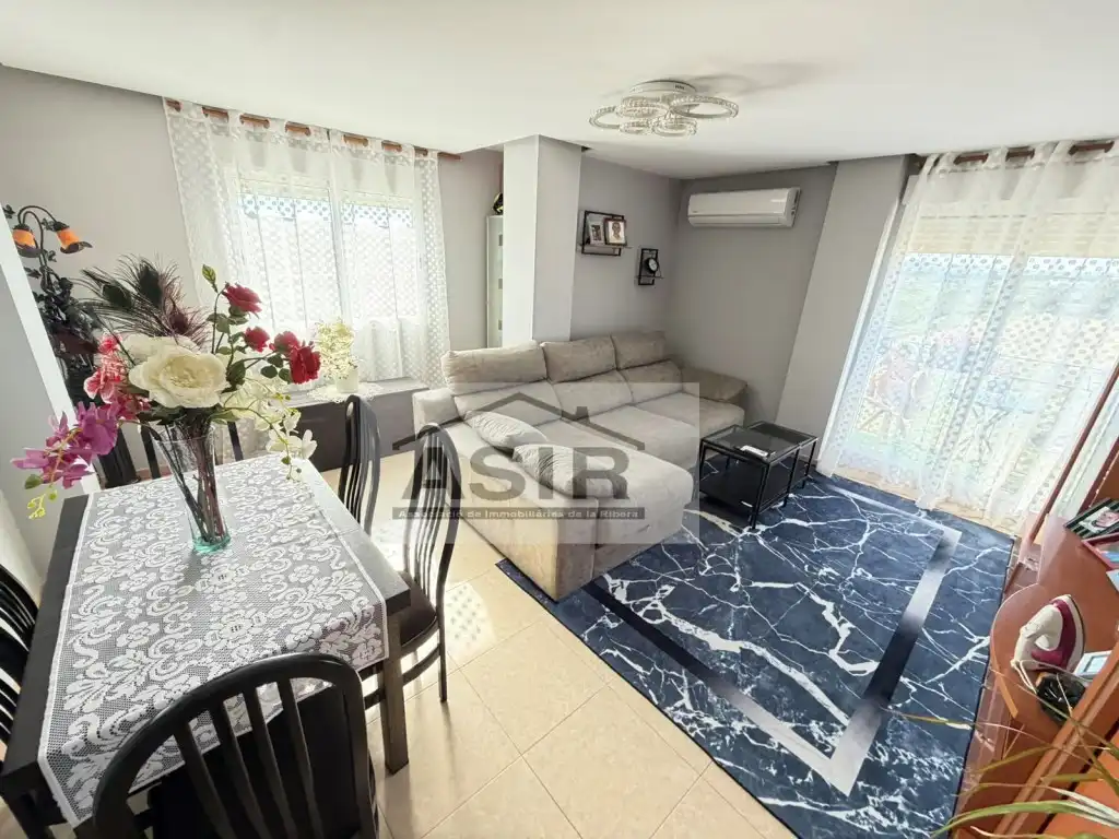 Wohnung mit Terrasse zum Verkauf in Calle Resalany