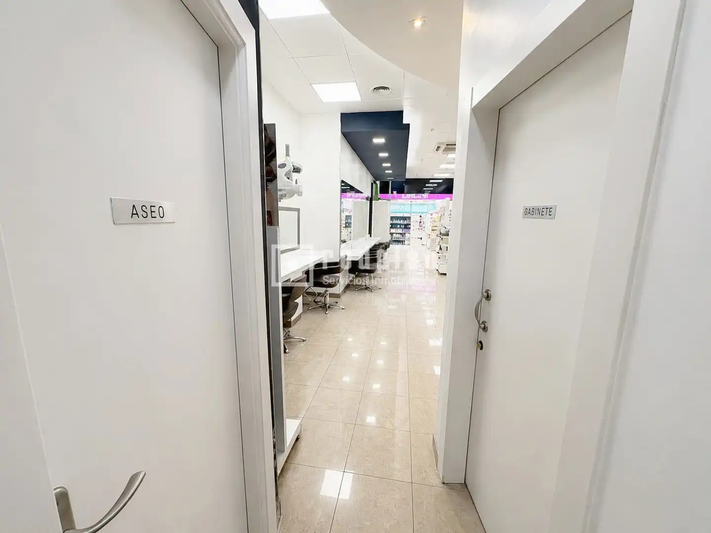 Local comercial en venta en Casco Urbano, imagen 7