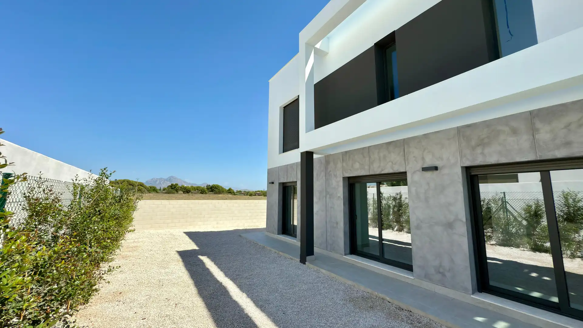 Vista exterior de Casa o xalet en venda en Mutxamel amb Aire condicionat, Calefacció i Jardí privat