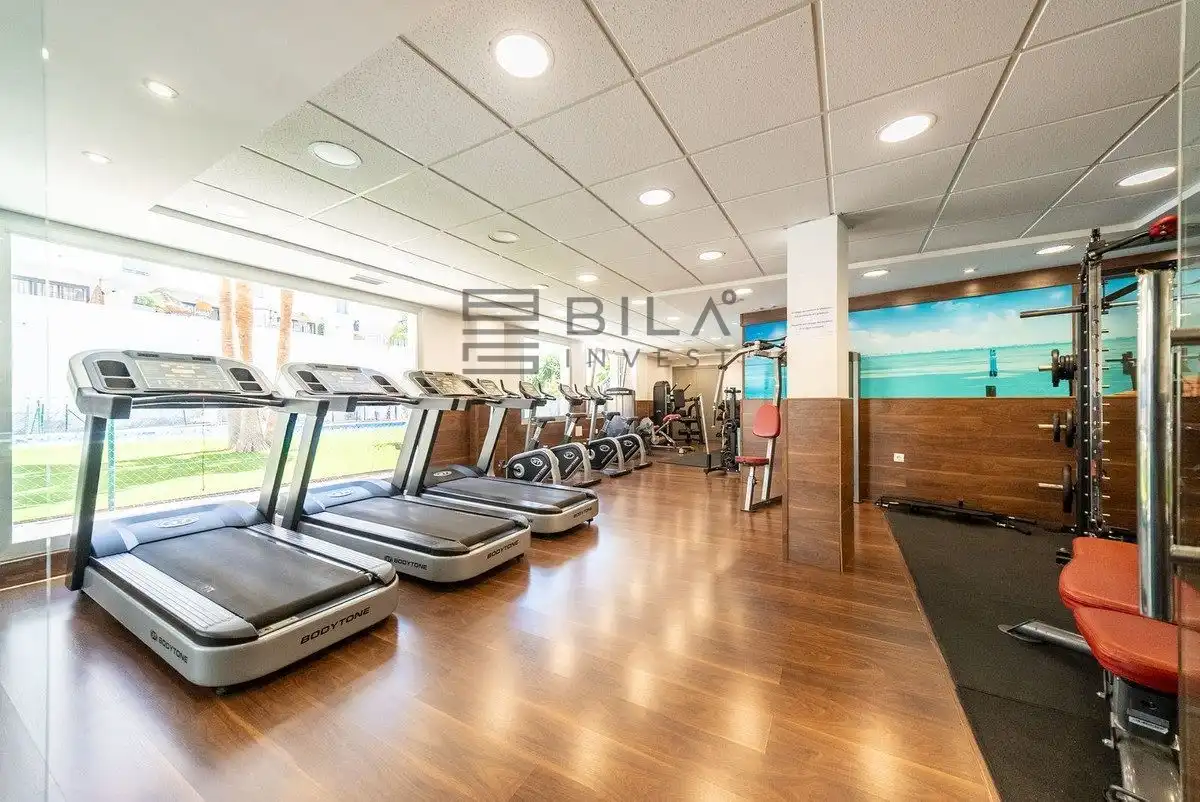 Piso con piscina en venta en Calalucia, imagen 25