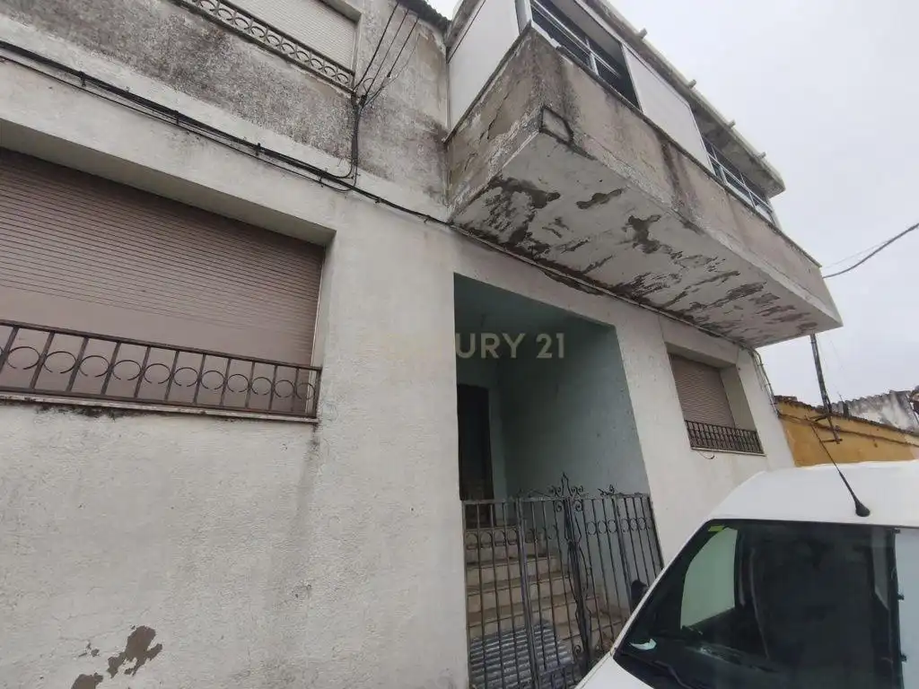 Vista exterior de Casa o chalet en venta en Madroñera