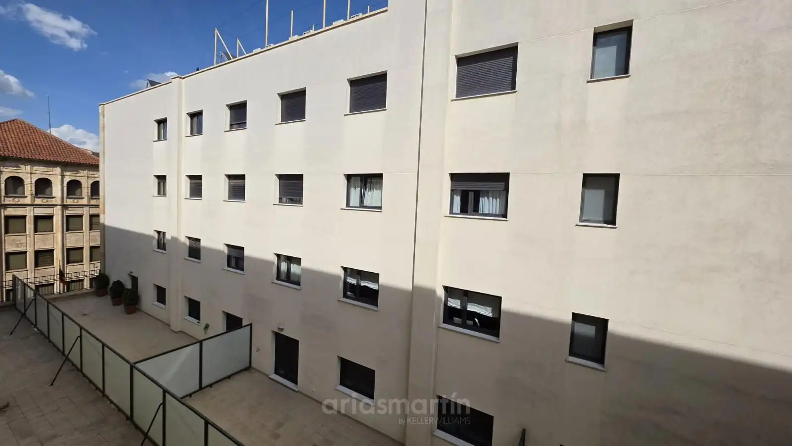 Außenansicht von Wohnung zur untervermieten in Salamanca mit Heizung, Terrasse und Möbliert