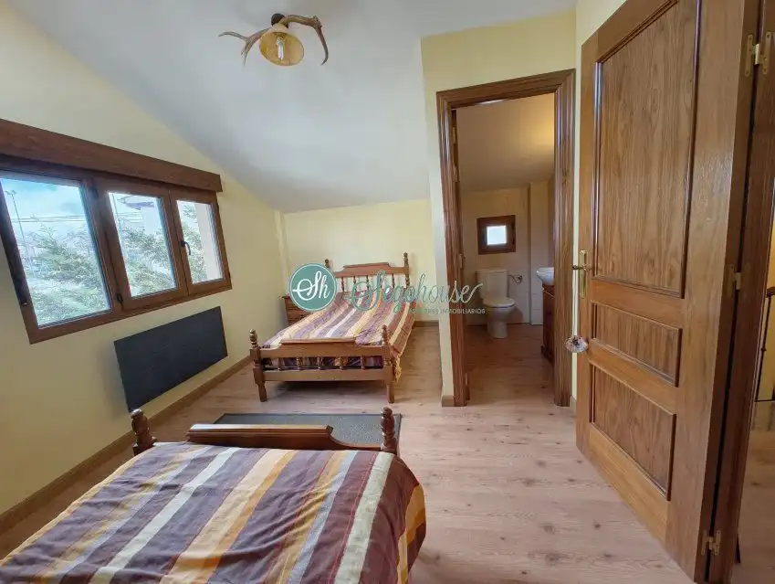 Habitación de Casa o chalet en venta en San Cristóbal de Segovia con Calefacción, Jardín privado y Terraza