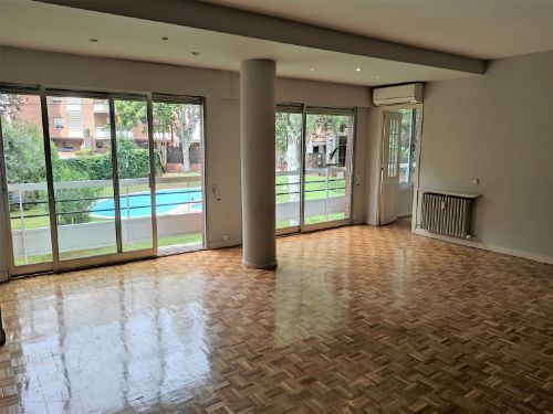 Exterior view of Flat to rent in  Madrid Capital  with Air Conditioner and Swimming Pool