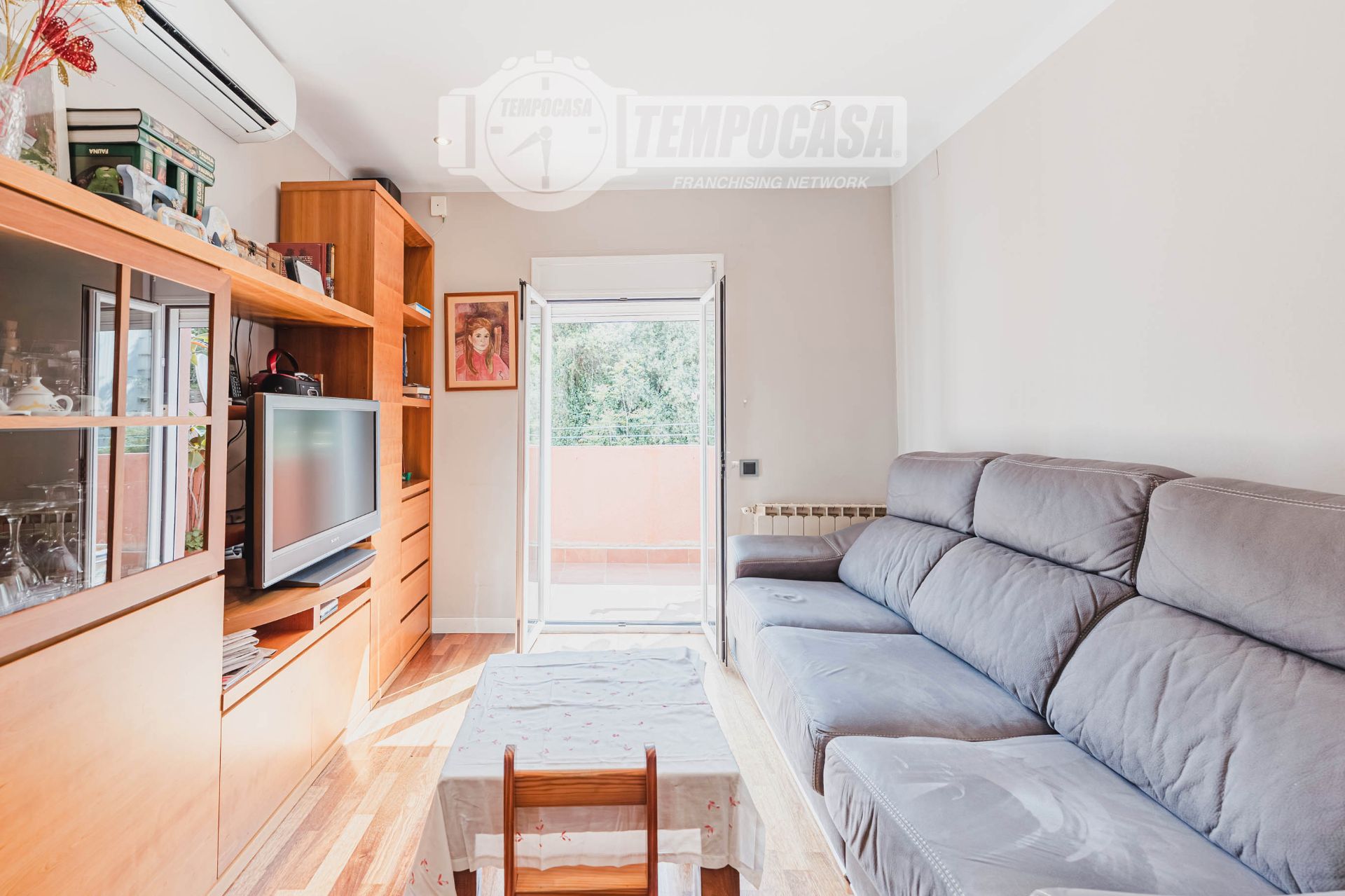 Sala d'estar de Pis en venda en  Barcelona Capital amb Aire condicionat, Parquet i Moblat