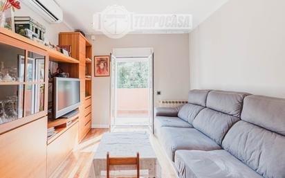 Sala d'estar de Pis en venda en  Barcelona Capital amb Aire condicionat, Parquet i Moblat