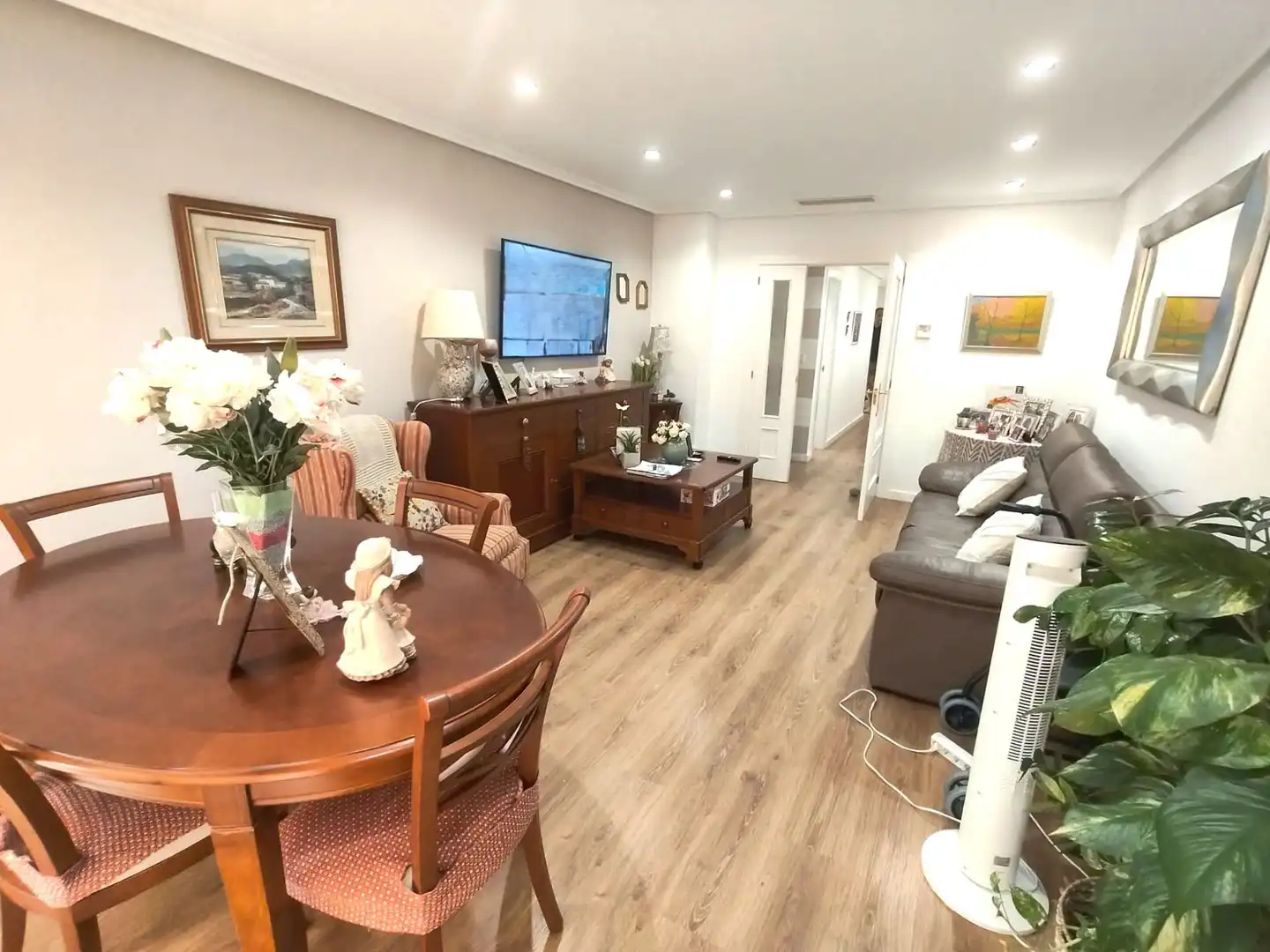 Sala d'estar de Apartament en venda en Elche / Elx amb Moblat
