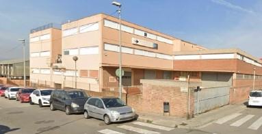 Vista exterior de Edifici en venda en Sant Joan Despí