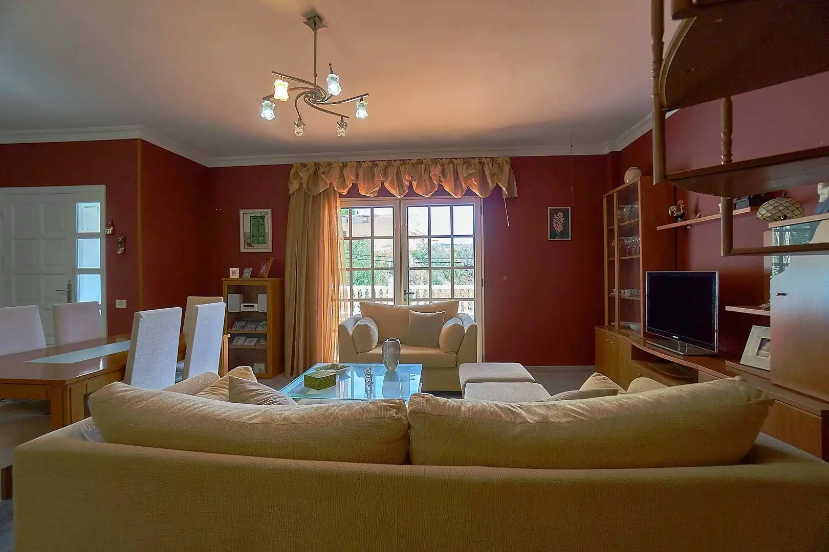 Sala d'estar de Casa adosada en venda en Las Palmas de Gran Canaria amb Jardí privat, Terrassa i Traster