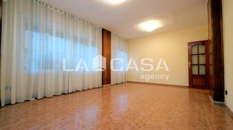 Photo 3 of Flat for sale in Carrer de Sant Iscle, El Turó de la Peira, Barcelona