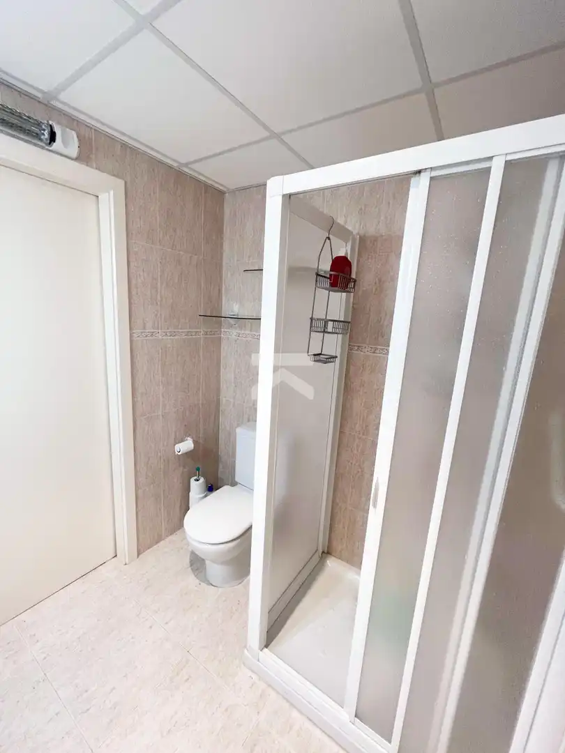Badezimmer von Haus oder Chalet zum Verkauf in Cambrils mit Klimaanlage, Heizung und Privatgarten