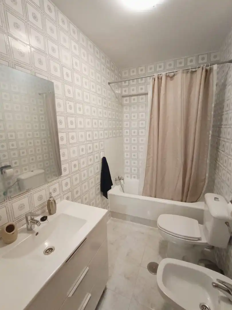 Badezimmer von Wohnung zur Miete in Cuenca mit Heizung, Terrasse und Möbliert