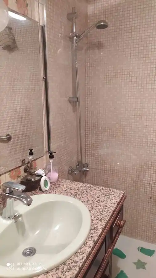 Baño de Piso en venta en Salamanca con Calefacción, Terraza y Amueblado