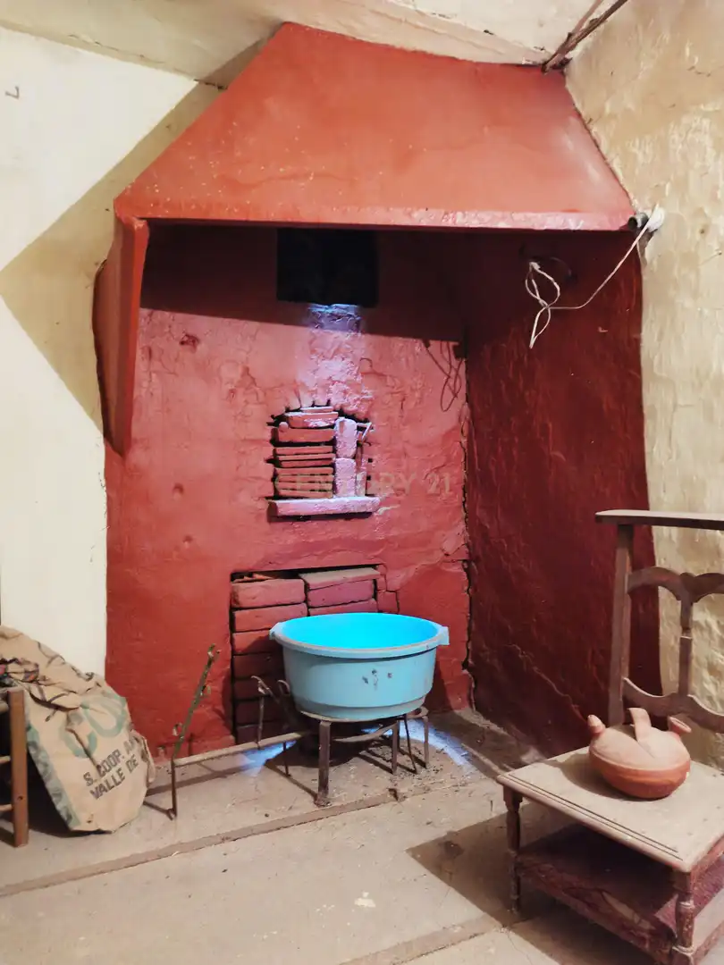 Badezimmer von Wohnungen zum Verkauf in Castuera