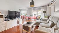 Living room of Flat for sale in  Madrid Capital  with Air Conditioner and Terrace