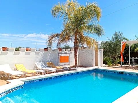Piscina de Finca rústica de lloguer en Alhaurín El Grande amb Aire condicionat, Terrassa i Piscina