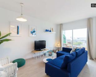 Living room of Apartment to share in  Barcelona Capital  with Air Conditioner and Terrace