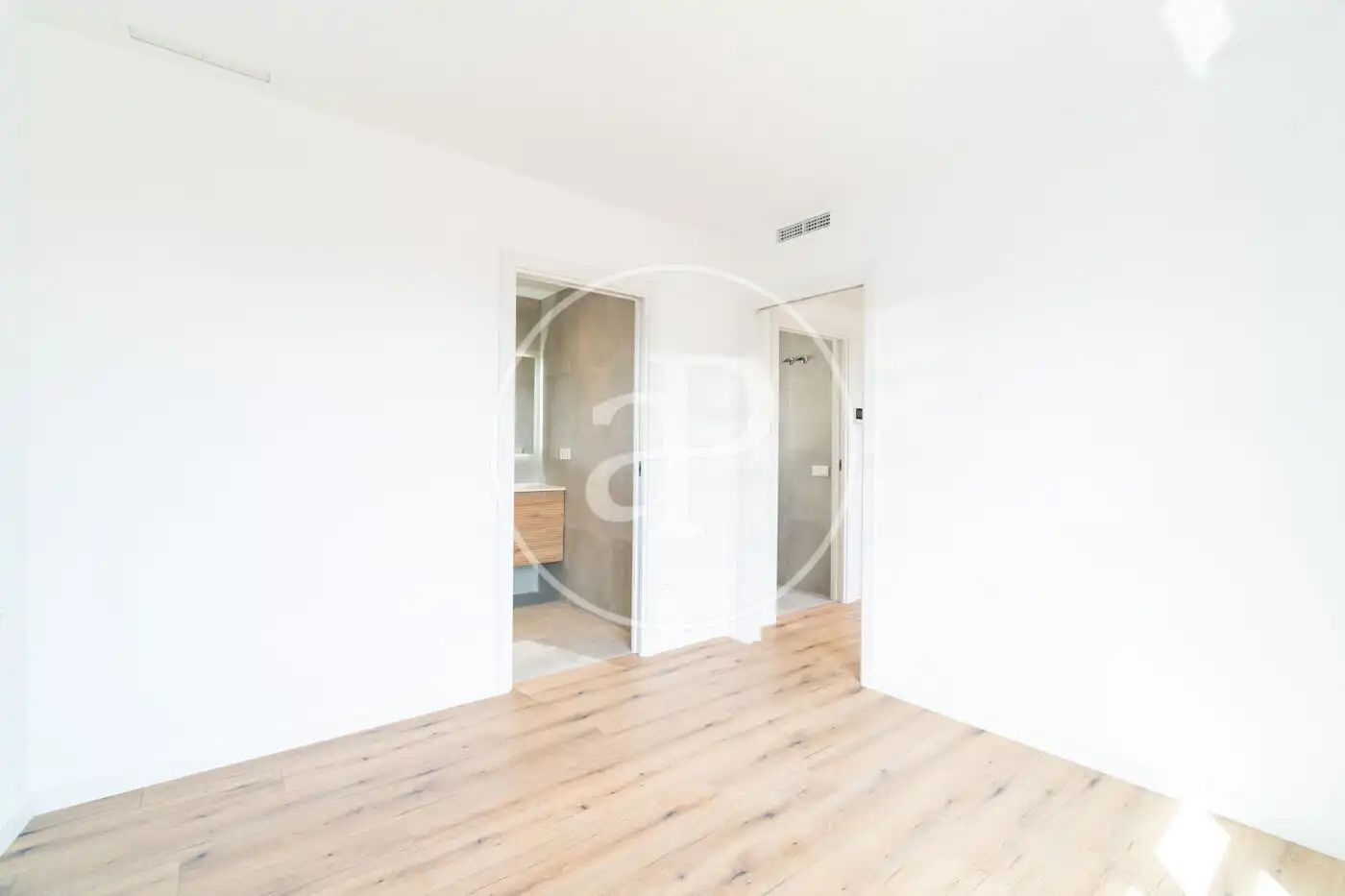 Wohnung zur Miete in Carrer del Comte d'Urgell, La Nova Esquerra de l'Eixample