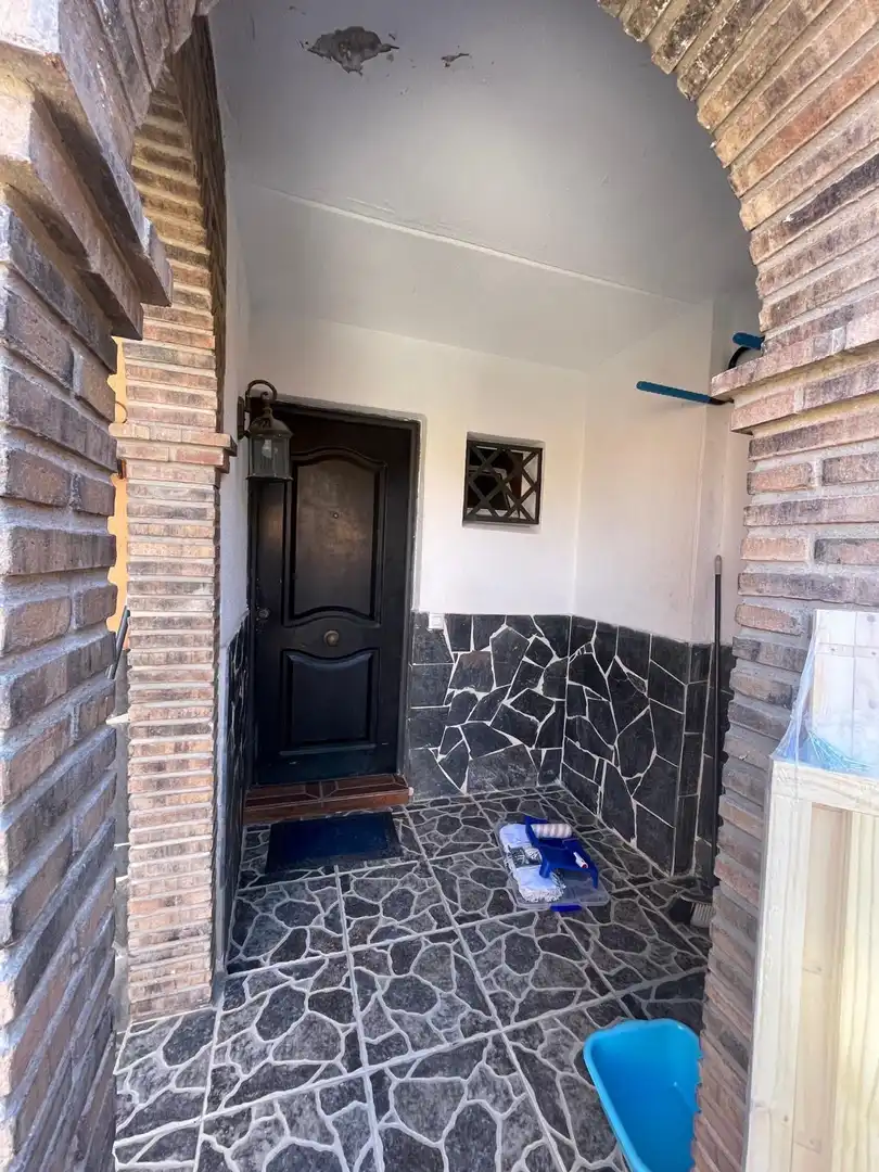 Casa adosada de alquiler en Algeciras con Piscina comunitaria