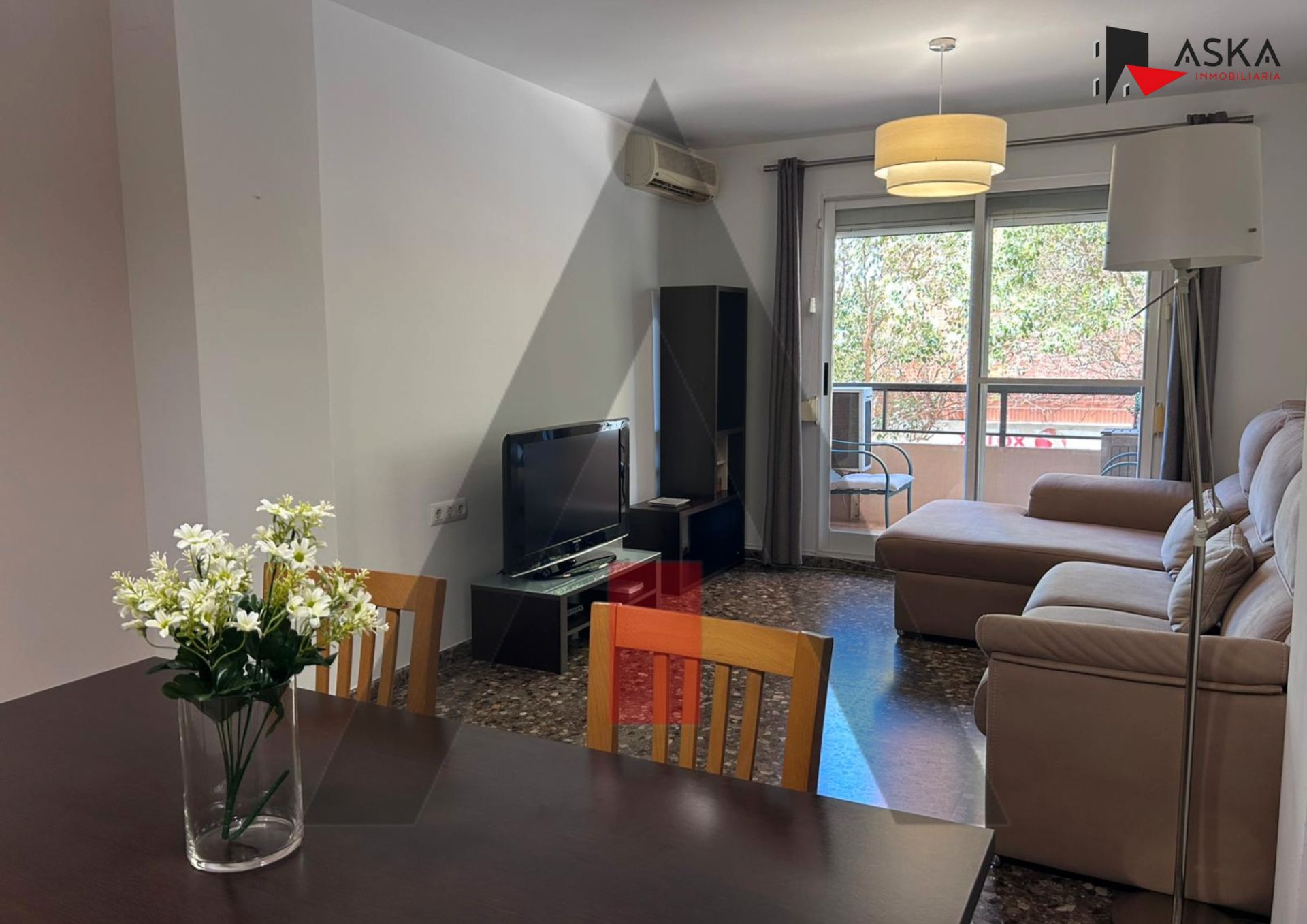 Sala de estar de Piso en venta en Paiporta con Aire acondicionado, Terraza y Amueblado