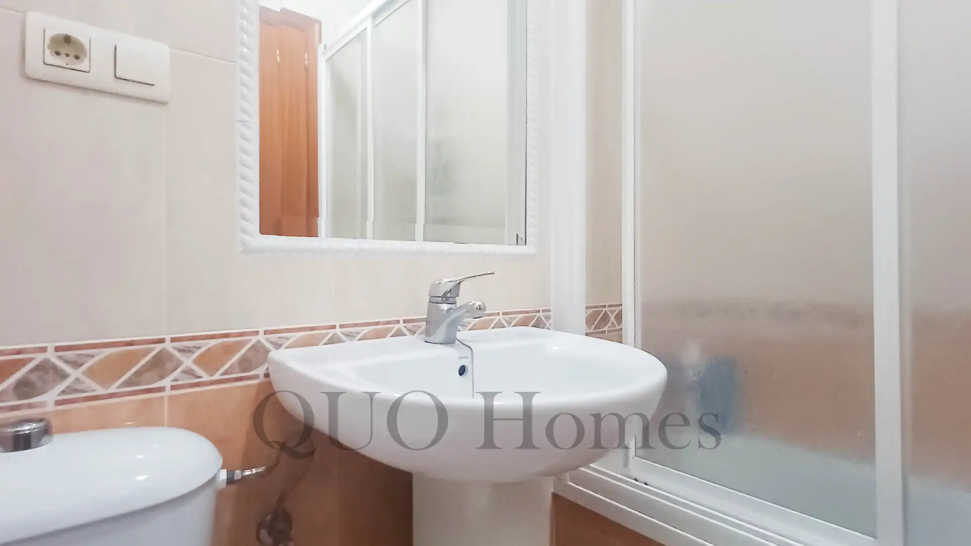 Bathroom of Houses for sale in Jerez de la Frontera  with Terrace and Alarm