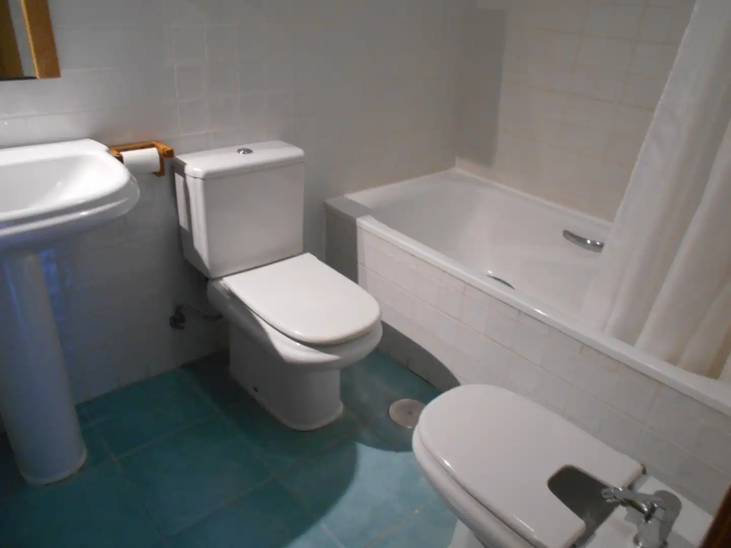 Baño de Piso en venta en Chiloeches con Calefacción y Amueblado