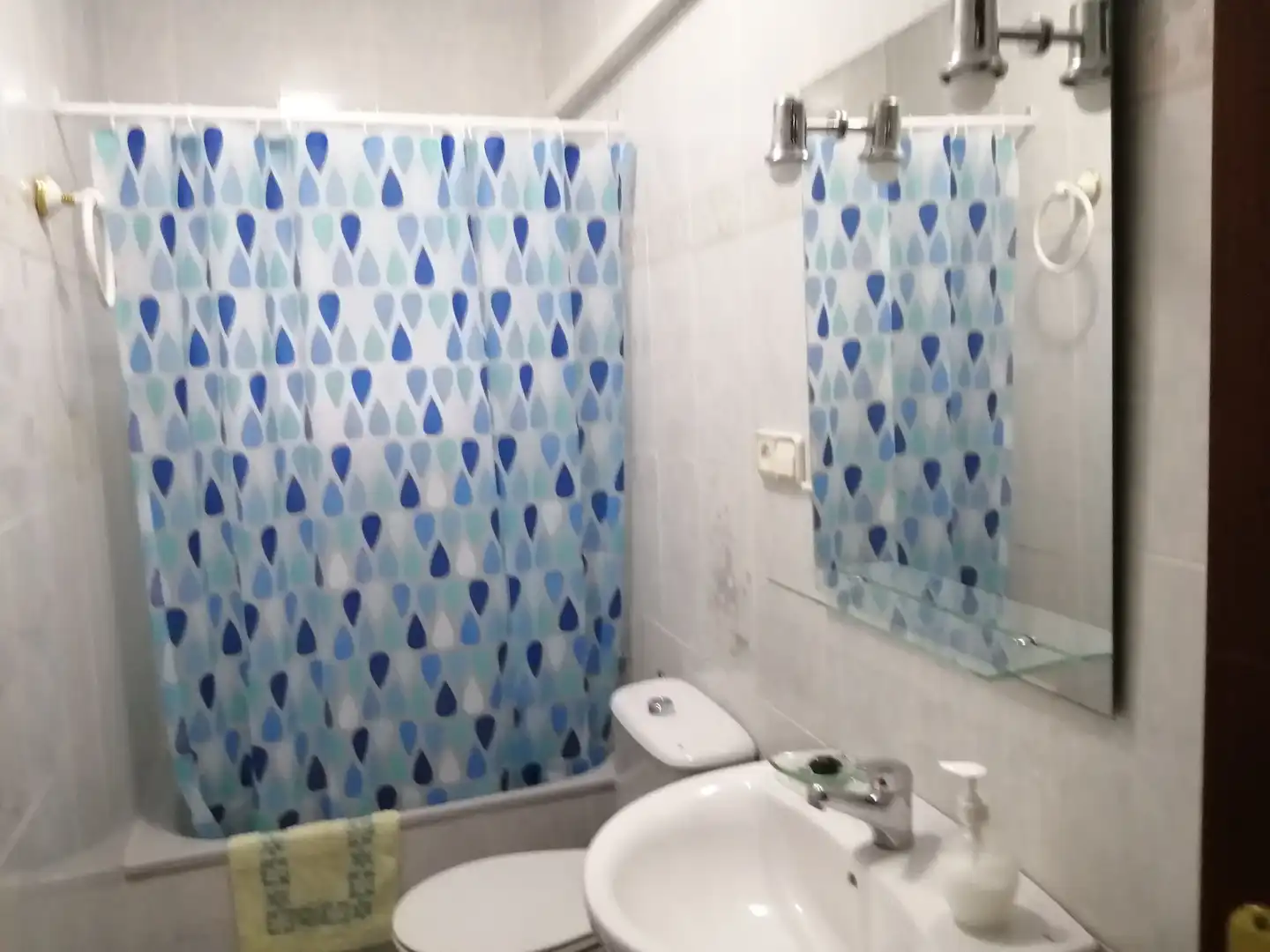 Badezimmer von Wohnung zur Miete in La Caleta - La Viña