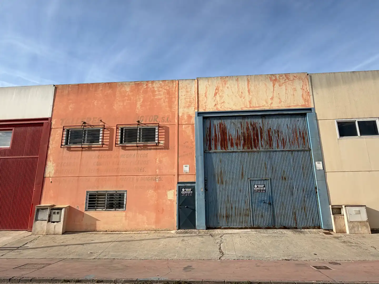 Industrial buildings for sale in Láchar, Granada