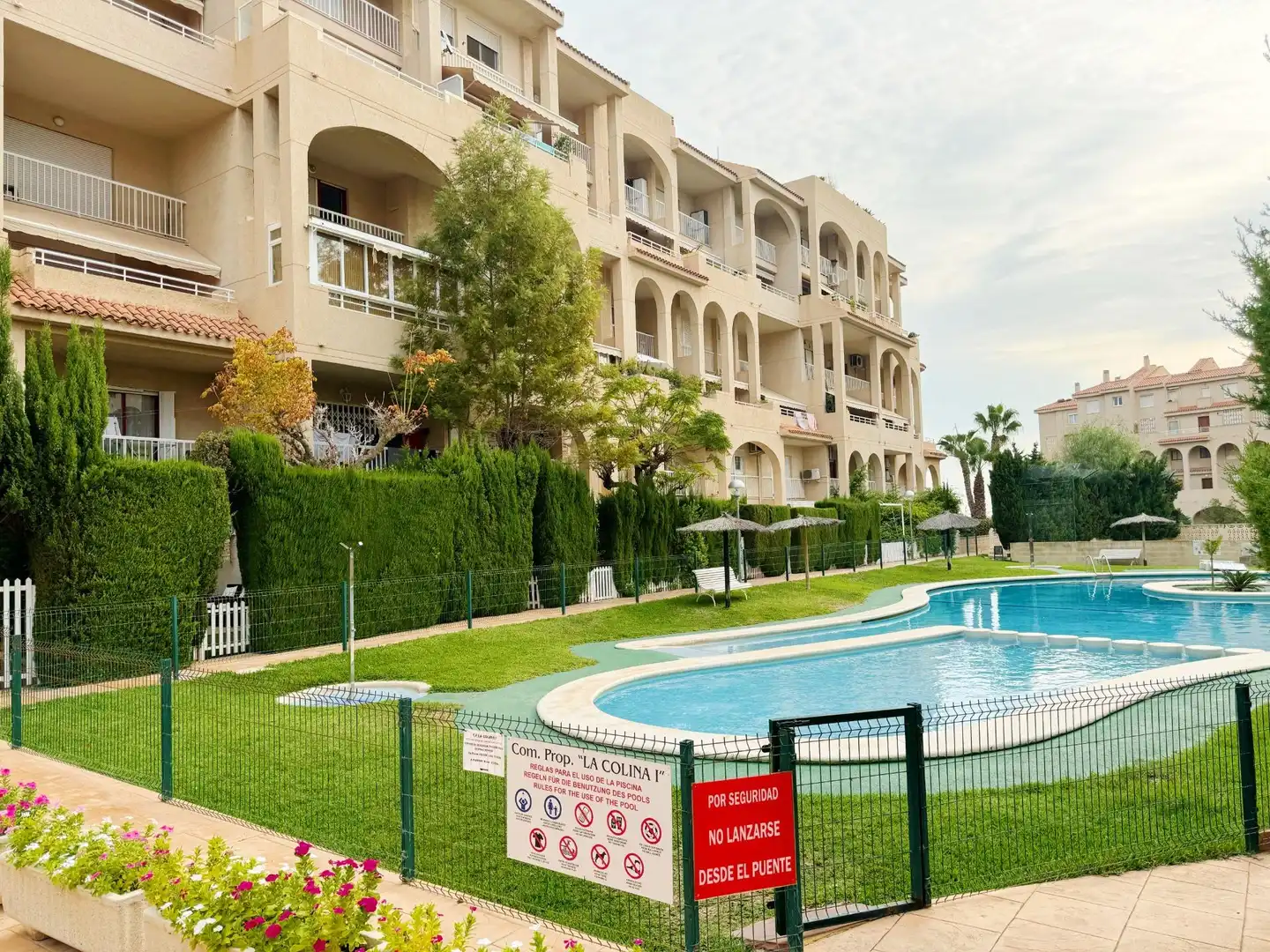 Exterior view of Apartments for rent in El Campello  with Air Conditioner, Private garden and Terrace