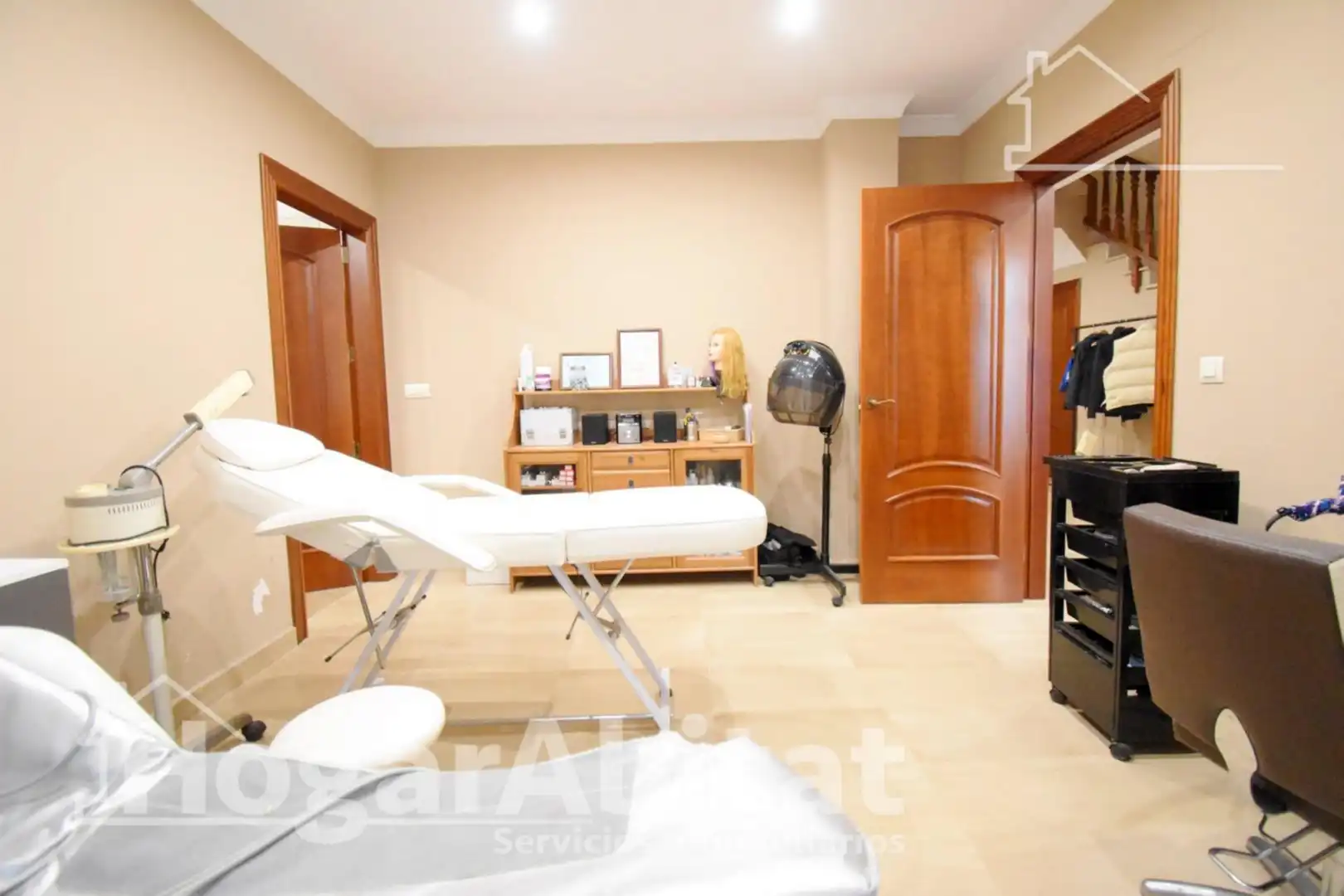 Houses for sale in Almoines  with Air Conditioner, Heating and Terrace