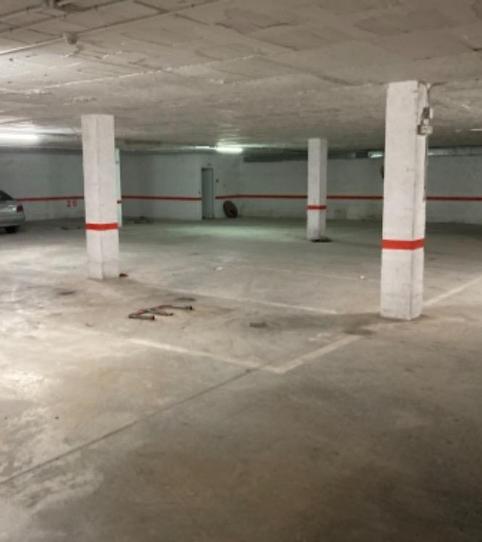 Foto 2 de Garatge en venda a Cervantes..., La Lantejuela , Sevilla