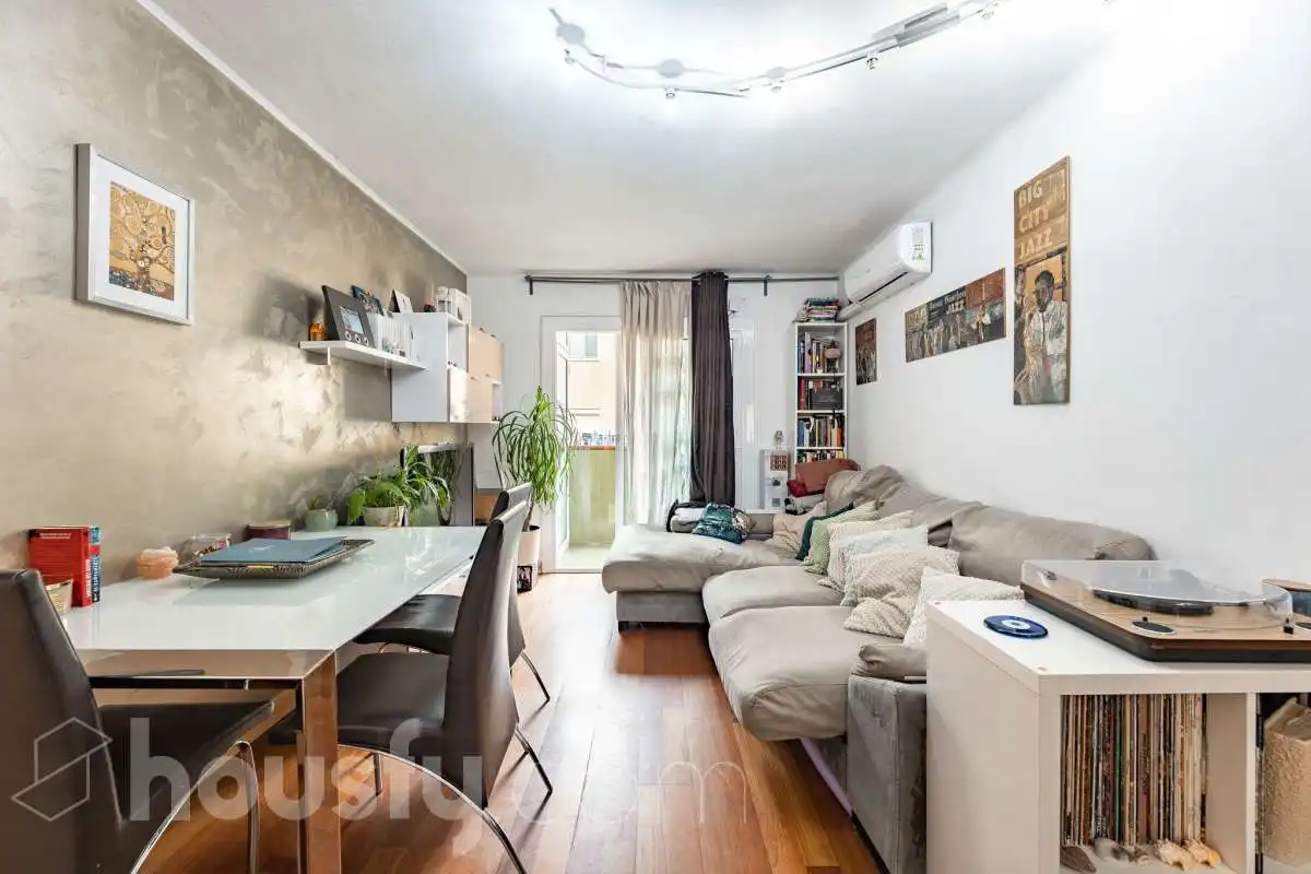 Sala de estar de Piso en venta en  Barcelona Capital con Aire acondicionado, Calefacción y Amueblado
