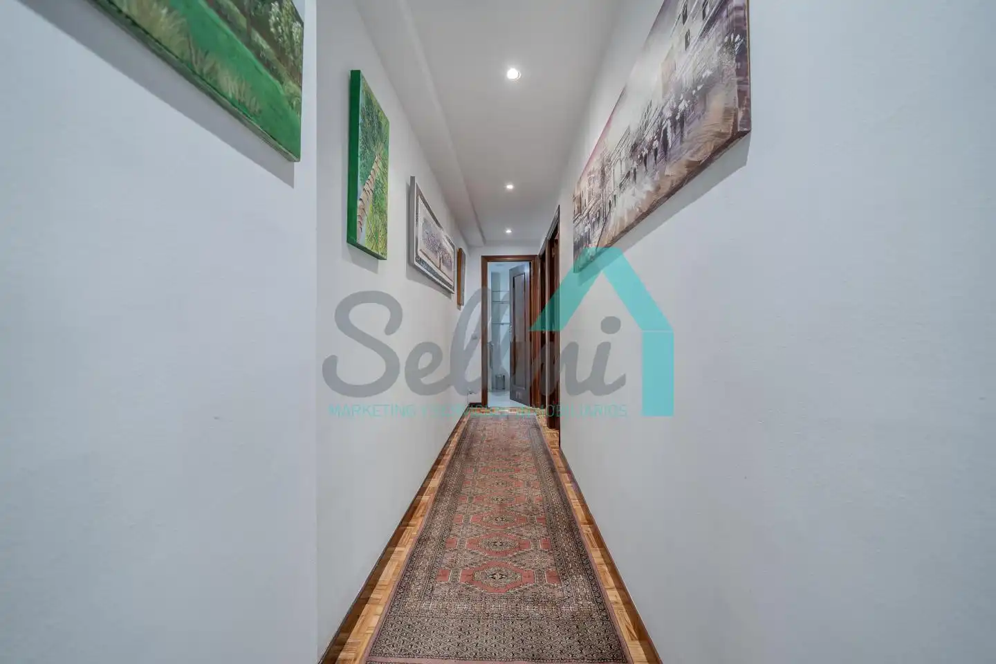 Planta baja de alquiler en Oviedo  con Calefacción, Parquet y Amueblado
