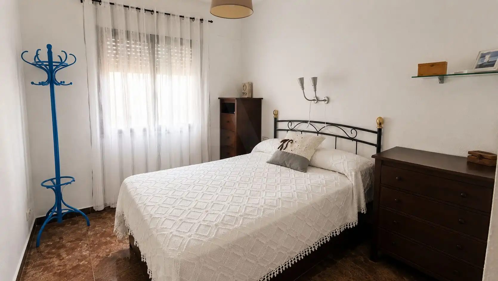 Habitación de Casa adosada en venta en Cubelles con Aire acondicionado y Piscina