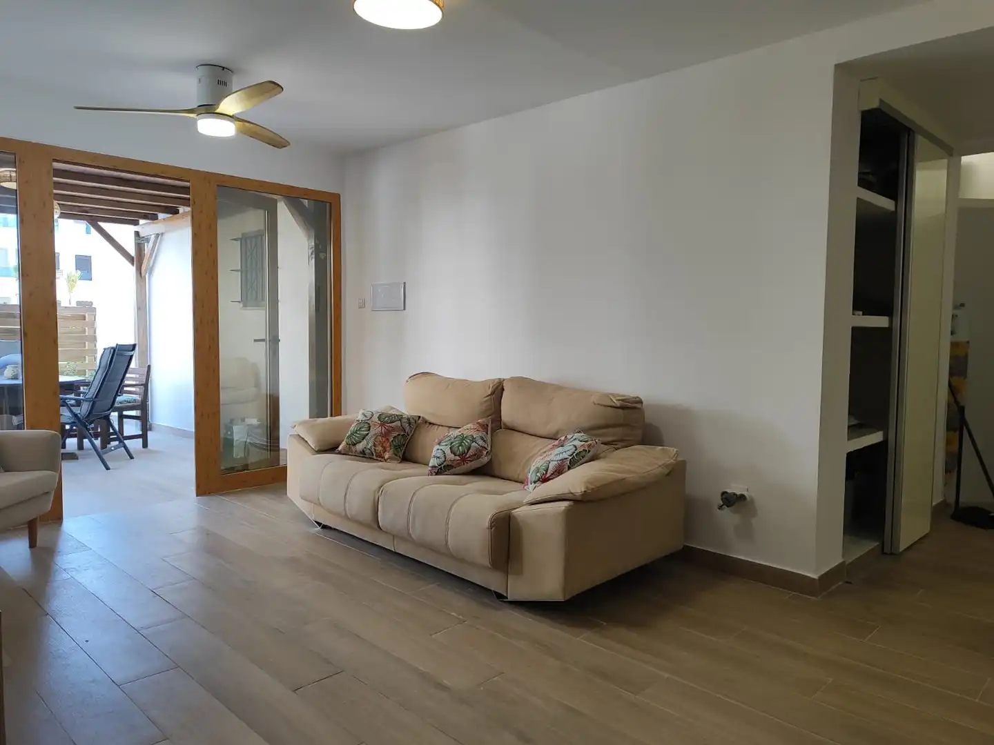 Living room of Ground floor for rent in Orihuela  with Air Conditioner, Heating and Terrace