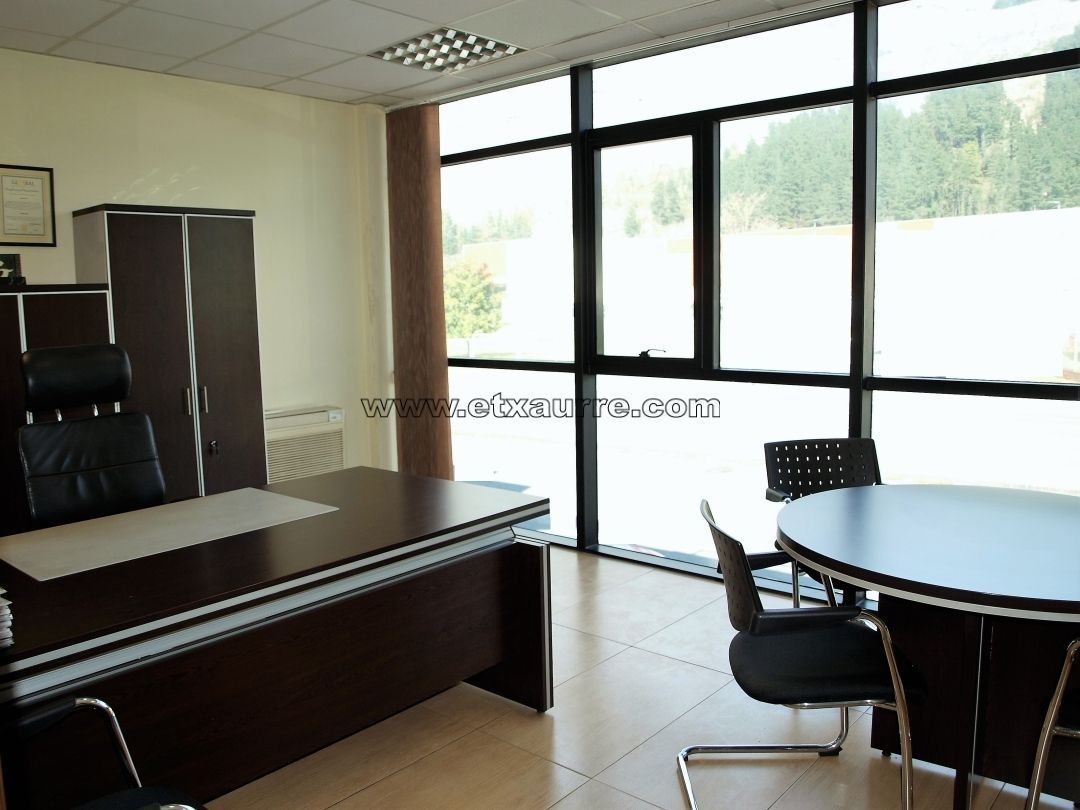 Oficina de lloguer en Orozko amb Aire condicionat i Moblat