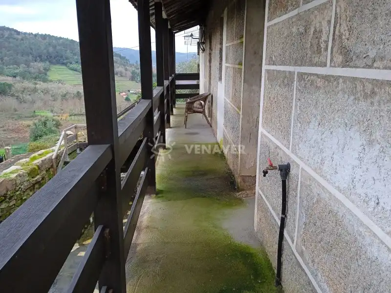 Einfamilien-Reihenhaus zum Verkauf in Toén