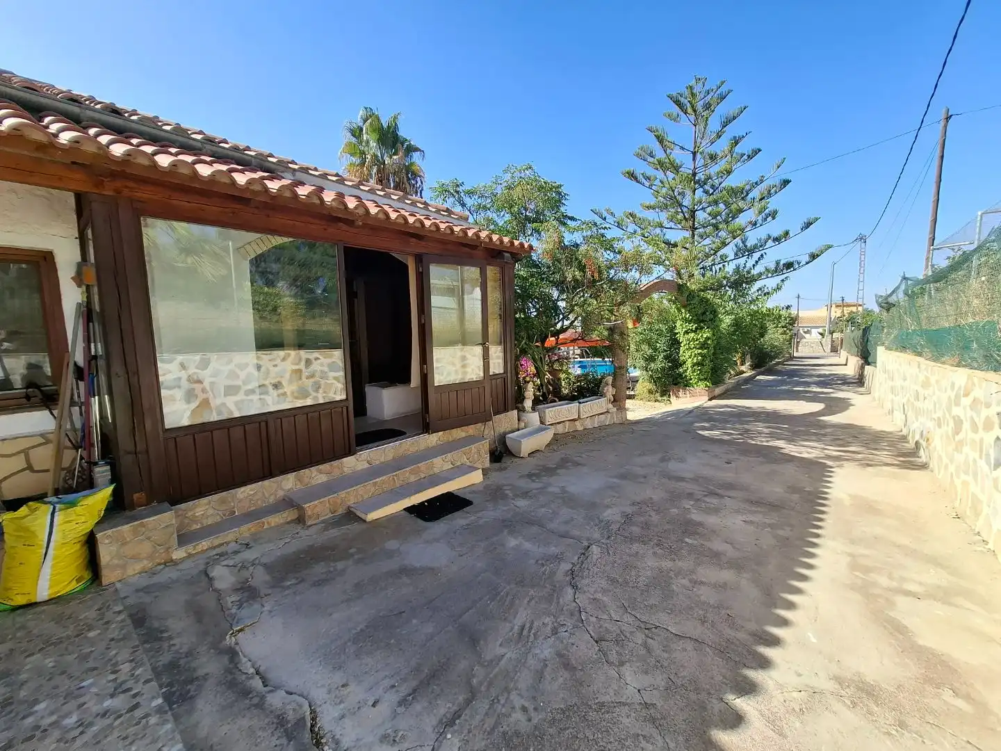 Exterior view of Houses for sale in Busot  with Terrace, Swimming Pool and Balcony