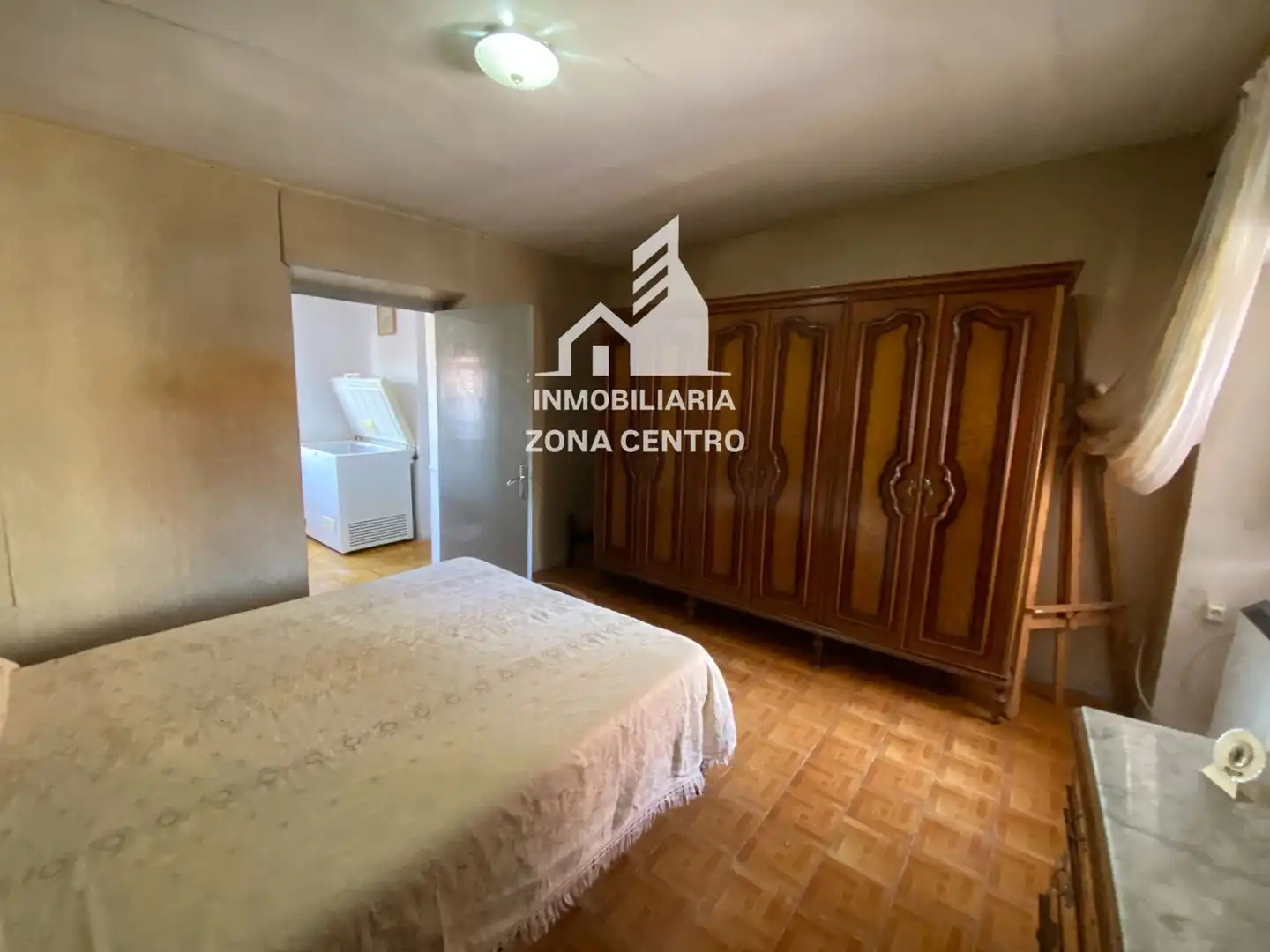 Habitación de Casa adosada en venta en Baltanás con Calefacción, Jardín privado y Amueblado